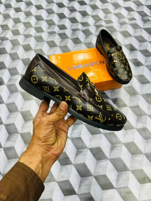 Louiss Vuiitton Brown Primium Qulity Loafer For Men