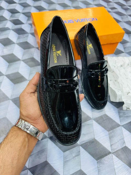Louiis Vulitton Black Primium Qulity Loafer For Mens